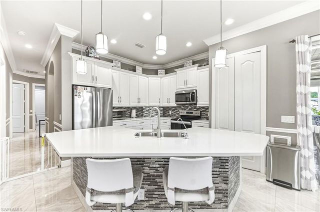 1700 43rd TER SW, Naples, FL 34116