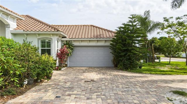 1700 43rd TER SW, Naples, FL 34116