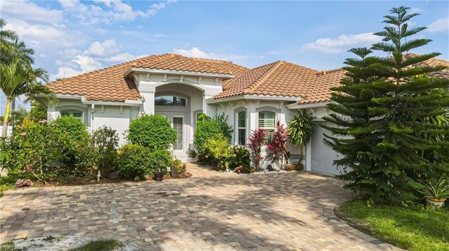 1700 43rd TER SW, Naples, FL 34116