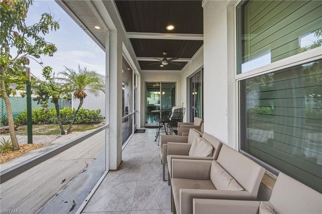 1700 43rd TER SW, Naples, FL 34116