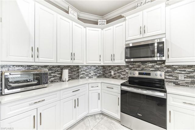 1700 43rd TER SW, Naples, FL 34116