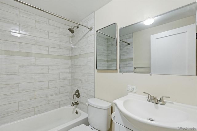 6190 Wadsworth Boulevard, Arvada, CO 80003