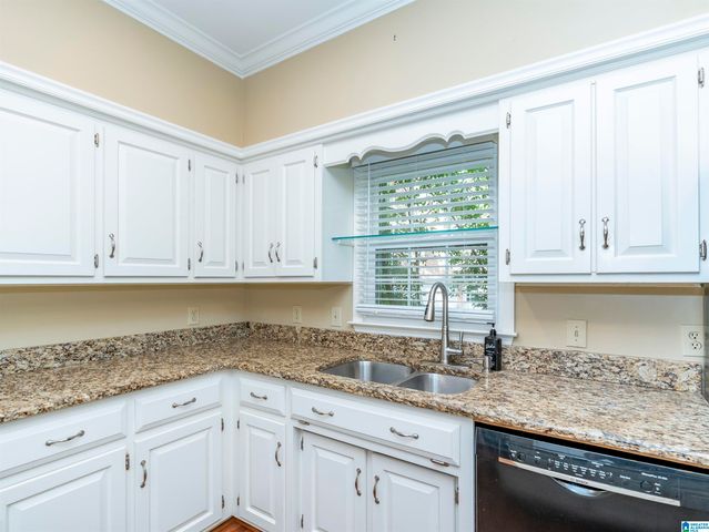 912 TALL PINES LANE, Hoover, AL 35244