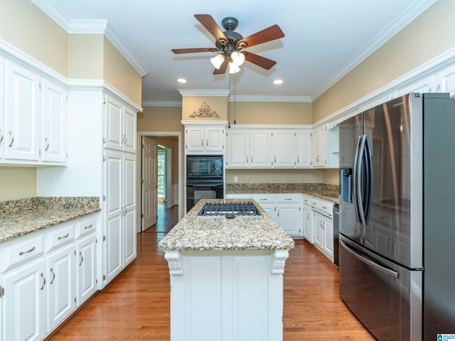 912 TALL PINES LANE, Hoover, AL 35244