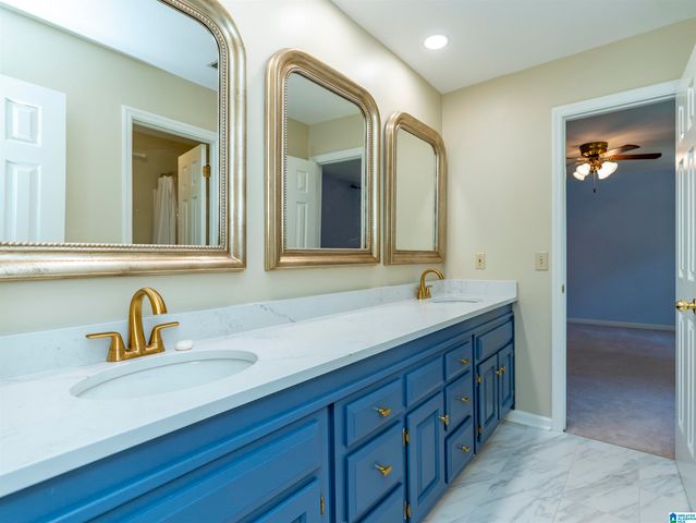 912 TALL PINES LANE, Hoover, AL 35244