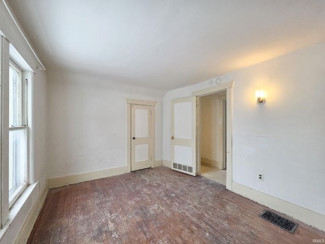 1218 Lafayette Street, Elkhart, IN 46516