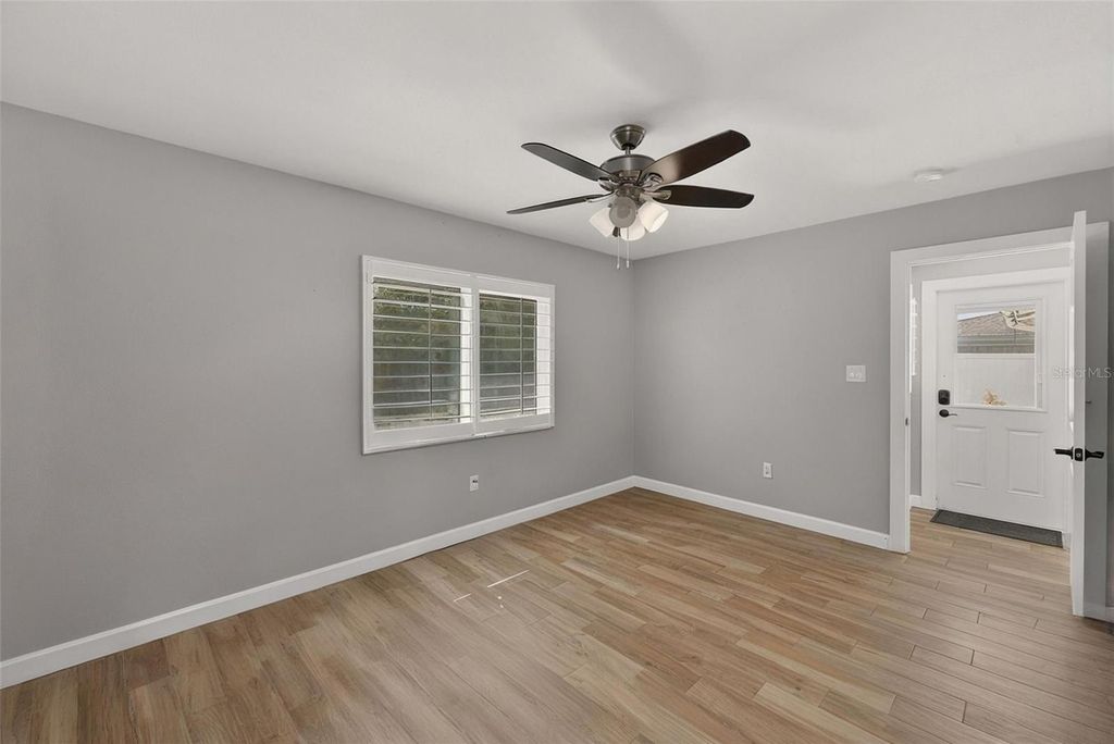 Image 17 of property listing at 1841 KAY DRIVE, Largo, FL 33770