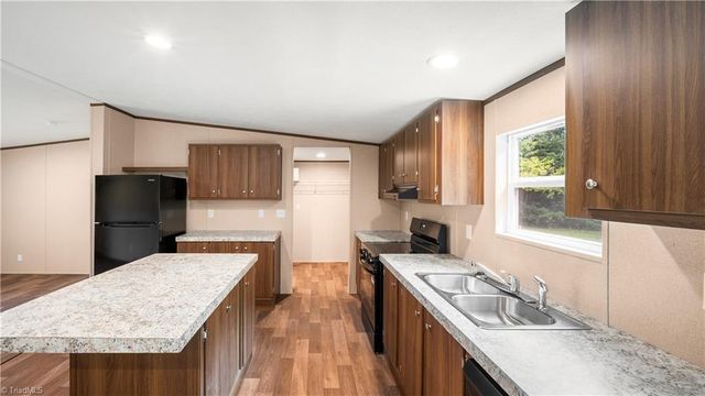 153 Mosley Loop, Madison, NC 27025