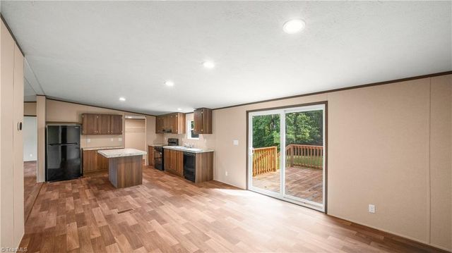 153 Mosley Loop, Madison, NC 27025