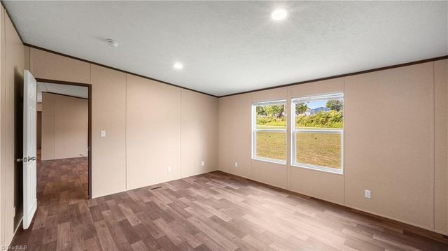 153 Mosley Loop, Madison, NC 27025