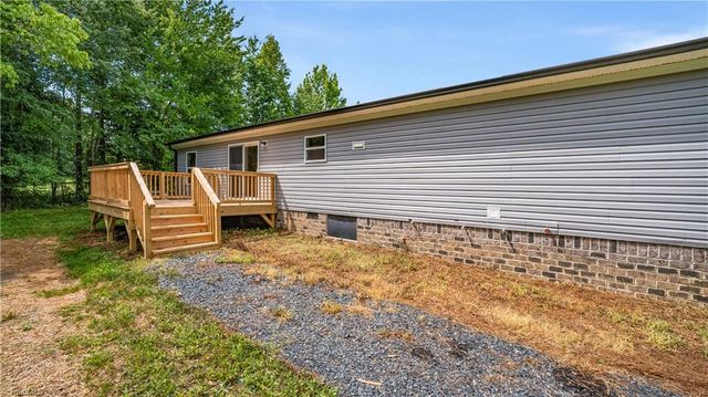 153 Mosley Loop, Madison, NC 27025
