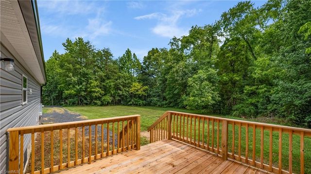 153 Mosley Loop, Madison, NC 27025