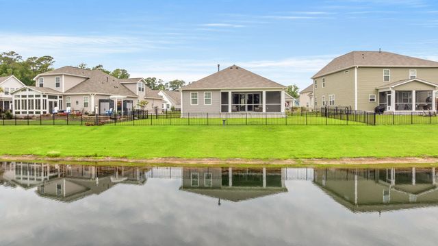 3008 Sutherland Dr., Little River, SC 29566