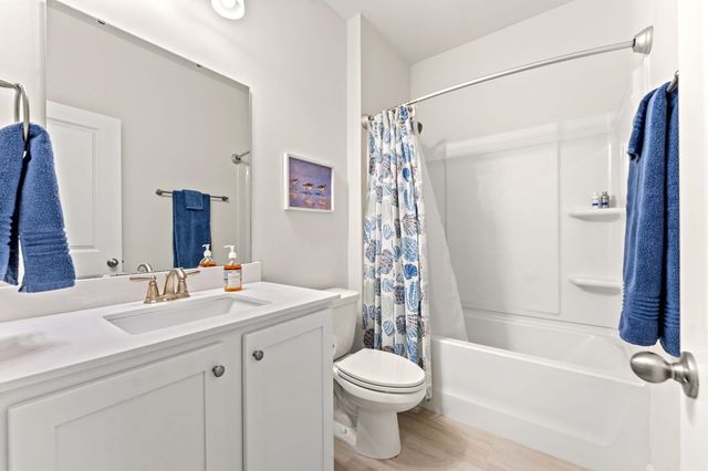 3008 Sutherland Dr., Little River, SC 29566