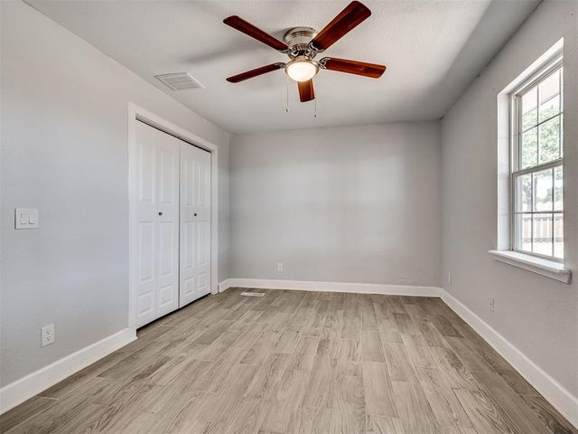 2152 NE 10th St, Blanchard, OK 73010