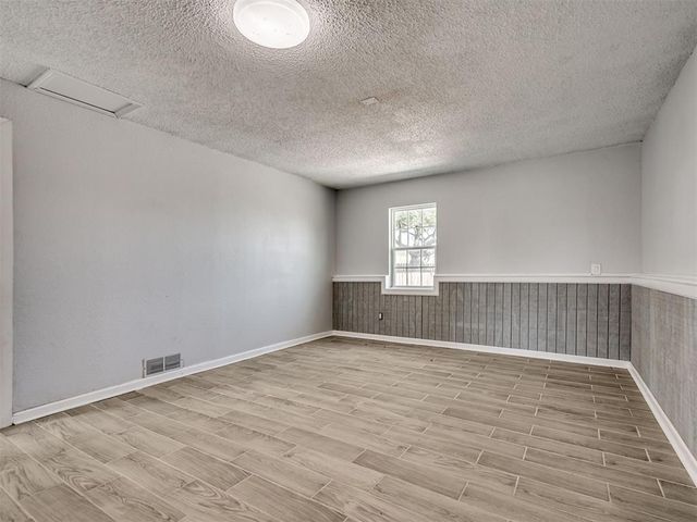 2152 NE 10th St, Blanchard, OK 73010