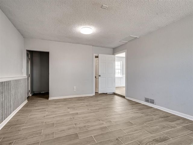 2152 NE 10th St, Blanchard, OK 73010