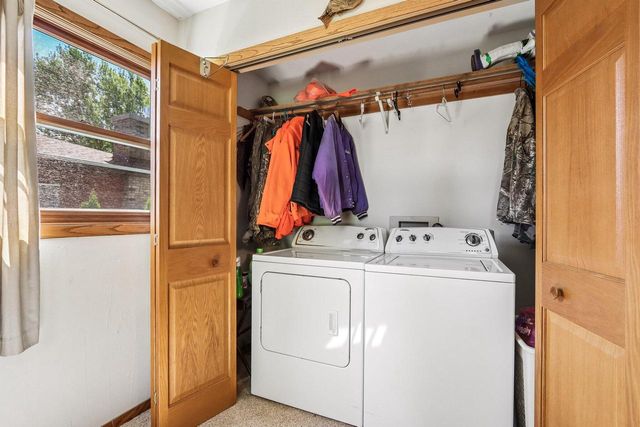 311 W 4th AVENUE, Elkhorn, WI 53121