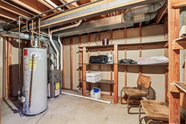 311 W 4th AVENUE, Elkhorn, WI 53121