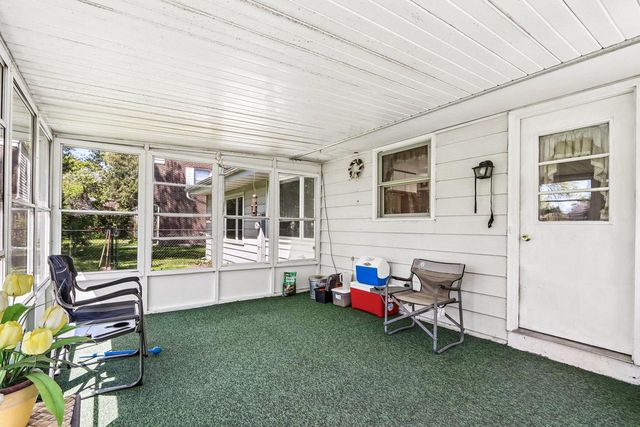 311 W 4th AVENUE, Elkhorn, WI 53121