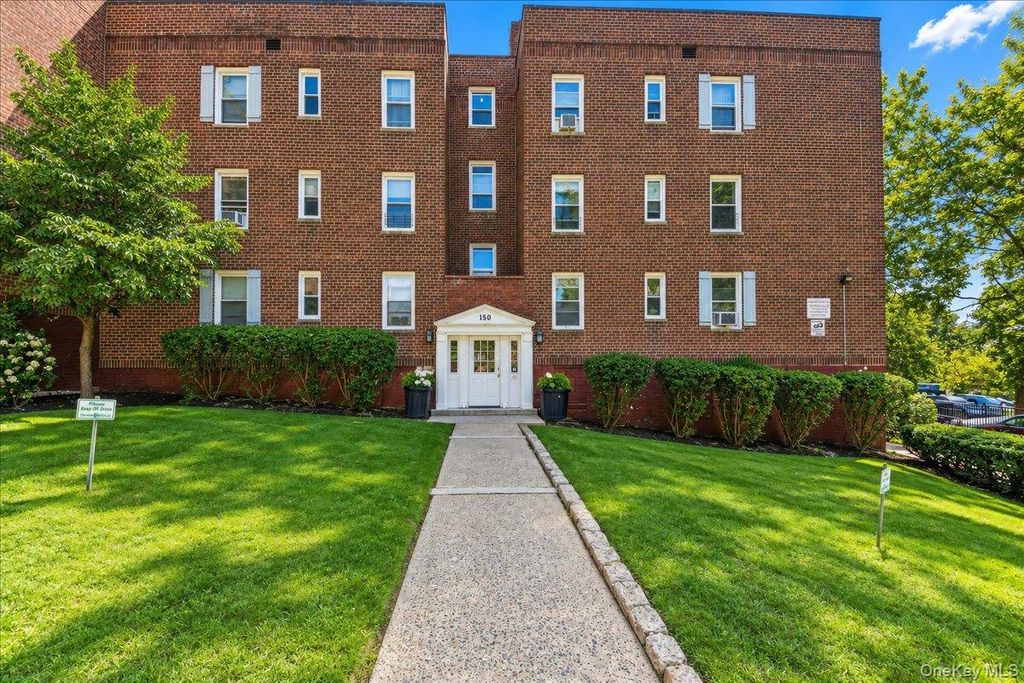 150 Ravine Avenue 3B, Yonkers, NY 10701 — photo 3