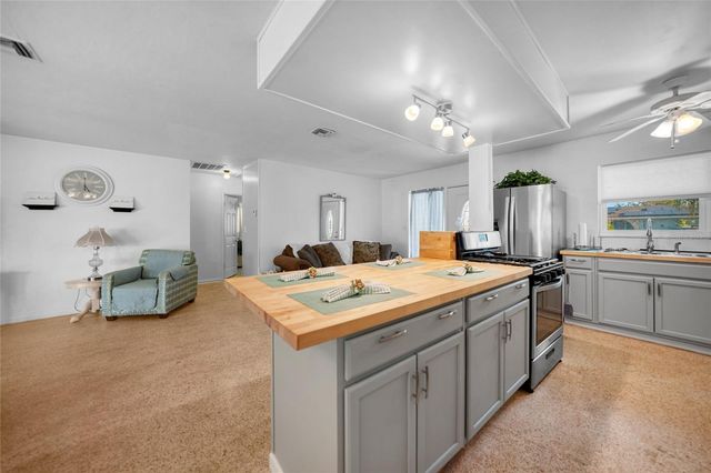 21249 HIGGS DRIVE, Port Charlotte, FL 33952