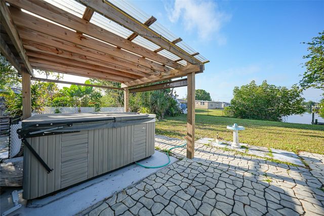 21249 HIGGS DRIVE, Port Charlotte, FL 33952