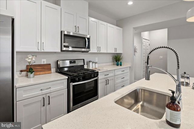 2503 BURNS ST SE, Washington, DC 20020