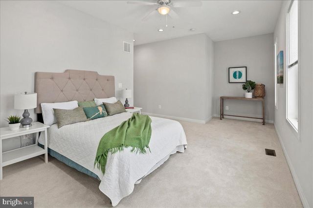 2503 BURNS ST SE, Washington, DC 20020