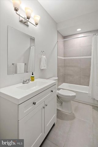 2503 BURNS ST SE, Washington, DC 20020