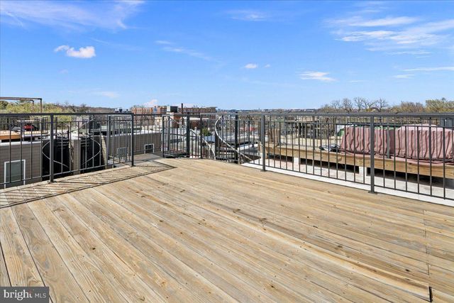 2503 BURNS ST SE, Washington, DC 20020