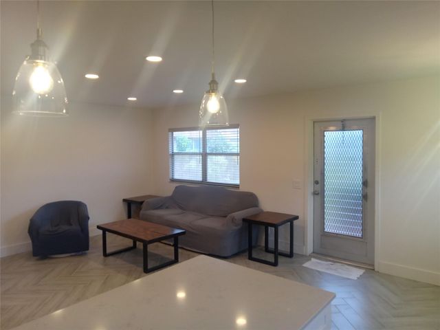189 Seville 189, Delray Beach, FL 33446