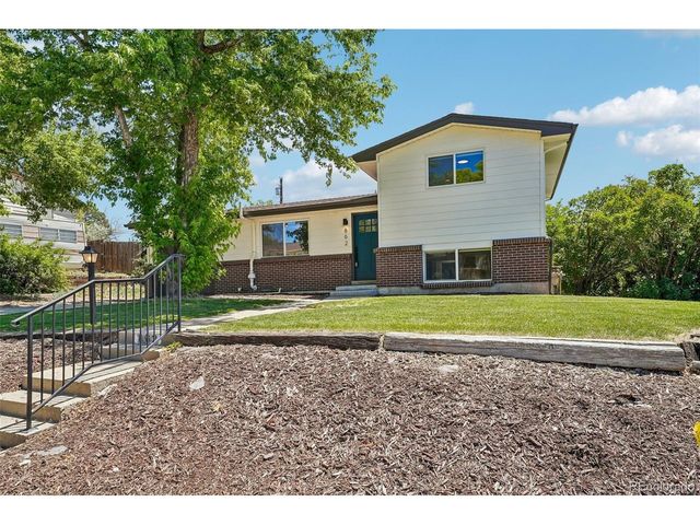 862 S Simms St, Lakewood, CO 80228