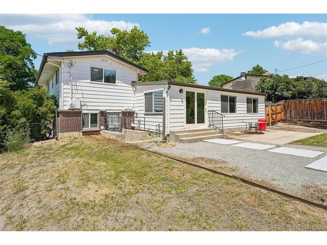 862 S Simms St, Lakewood, CO 80228