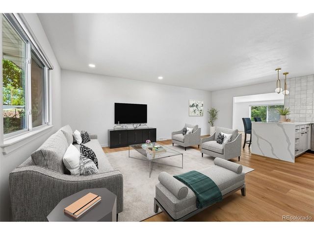 862 S Simms St, Lakewood, CO 80228