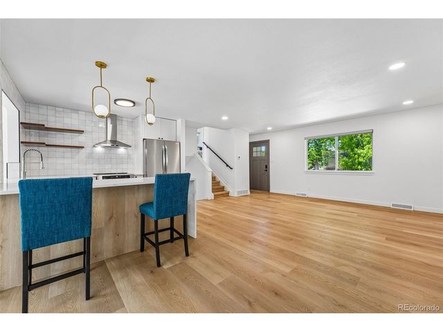 862 S Simms St, Lakewood, CO 80228