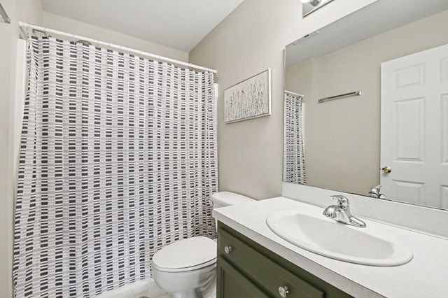 8624 S Jasonville Court SE, Caledonia, MI 49316