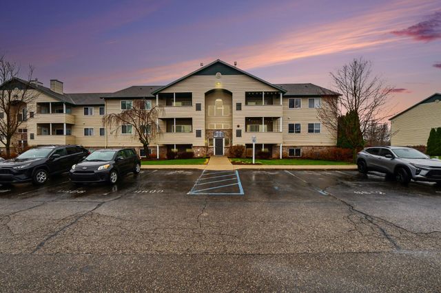 8624 S Jasonville Court SE, Caledonia, MI 49316