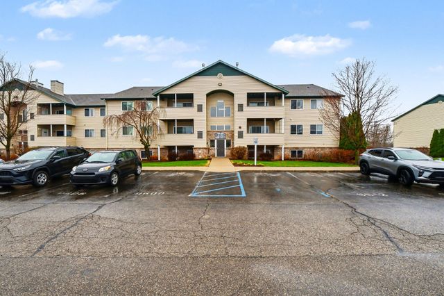 8624 S Jasonville Court SE, Caledonia, MI 49316