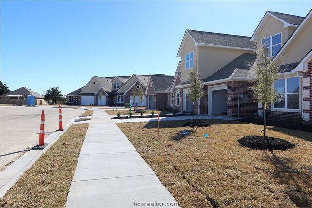 2000 Reagan Court, Bryan, TX 77802