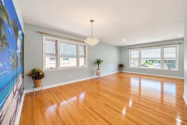 8608 W Carmen Avenue 2, Norridge, IL 60706