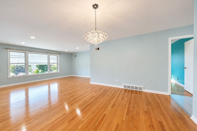 8608 W Carmen Avenue 2, Norridge, IL 60706