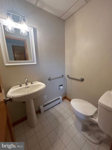 805 ANTRIM LANE, Greencastle, PA 17225