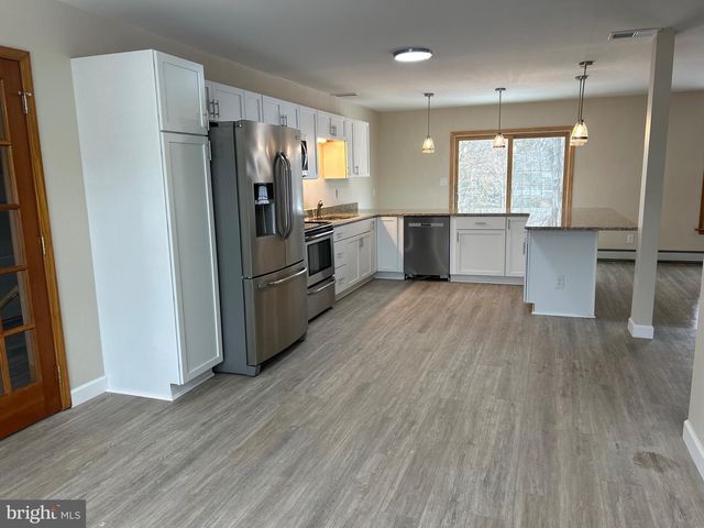 805 ANTRIM LANE, Greencastle, PA 17225