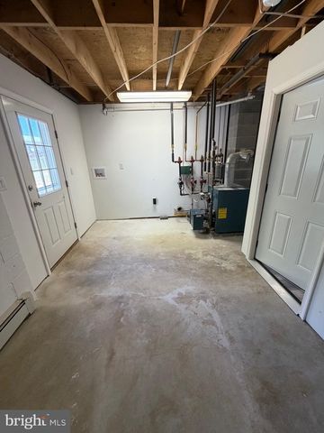 805 ANTRIM LANE, Greencastle, PA 17225