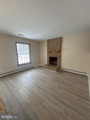 805 ANTRIM LANE, Greencastle, PA 17225