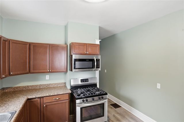 135 Albemarle Street, Rochester, NY 14613