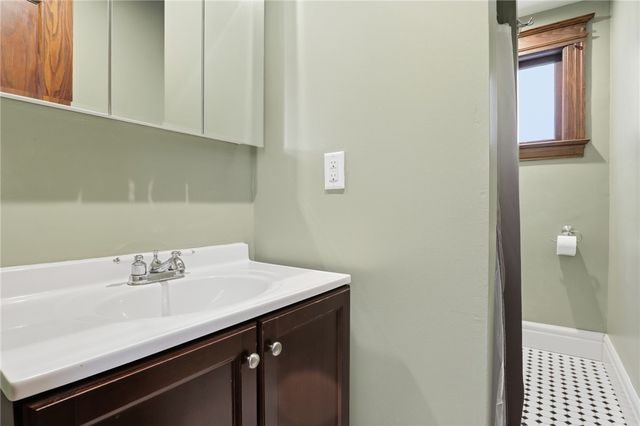 135 Albemarle Street, Rochester, NY 14613