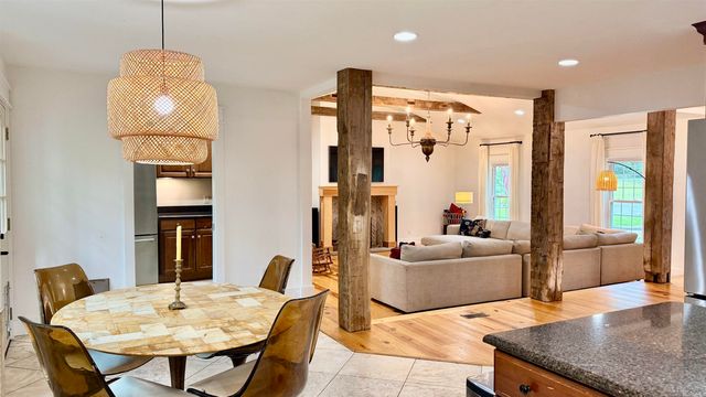 7 Chaparral Lane, Little Rock, AR 72212