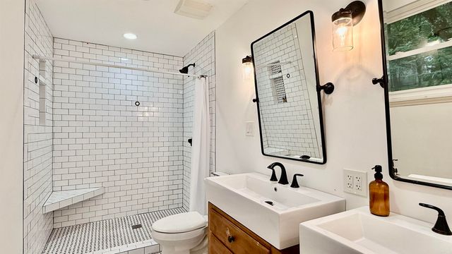 7 Chaparral Lane, Little Rock, AR 72212